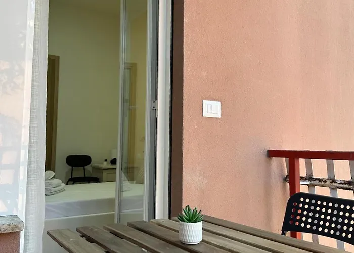Roman Guesthouse